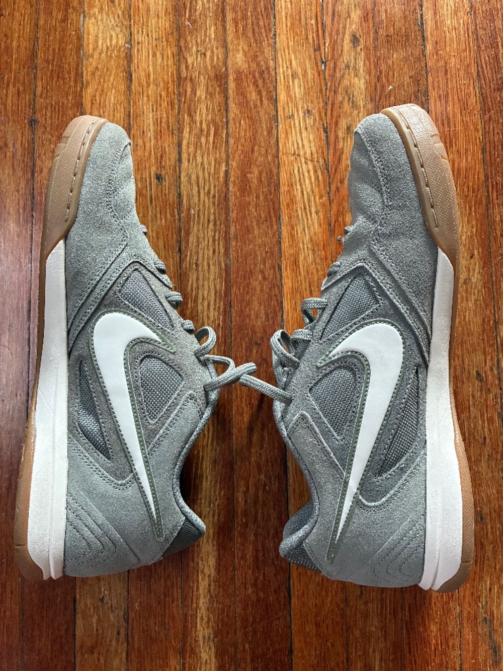 Nike Gato Grey